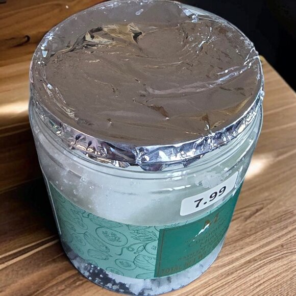 NIB BEAUTY BUNDLE OF 4 iTEMS. - Picture 9 of 10